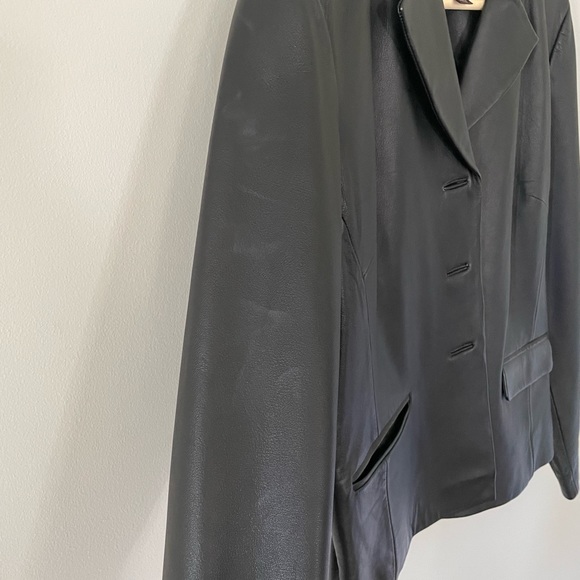 Margaret Godfrey Classic Black Leather Jacket with Button Front - Picture 8 of 9
